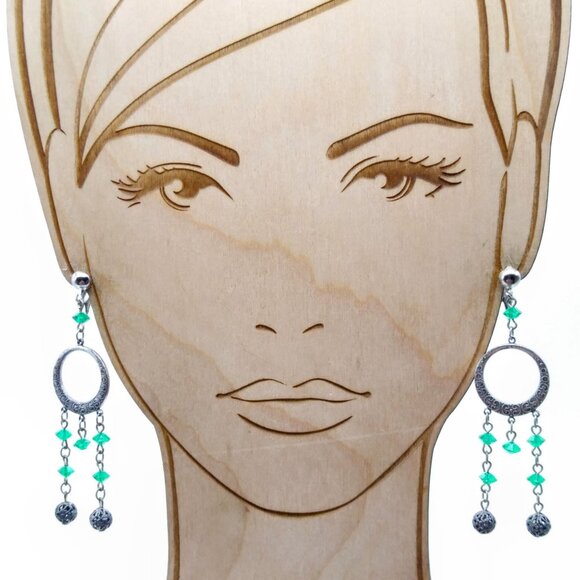 Summer Green Shoulder Duster Earrings, Vintage Chased Hoops with Green Bicone - Picture 3 of 4